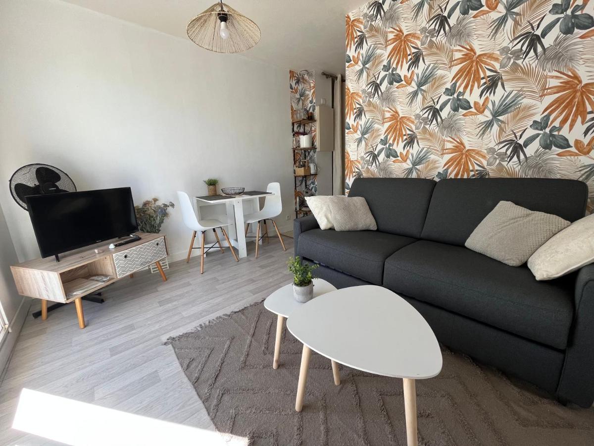 Au Coeur Du Centre Ville De La Rochelle Au Calme Avec Stationnement Gratuit מראה חיצוני תמונה